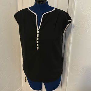 Women’s dress shirt